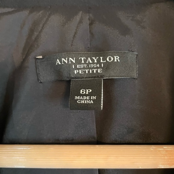 Ann Taylor Classic Black Blazer - Picture 4 of 5